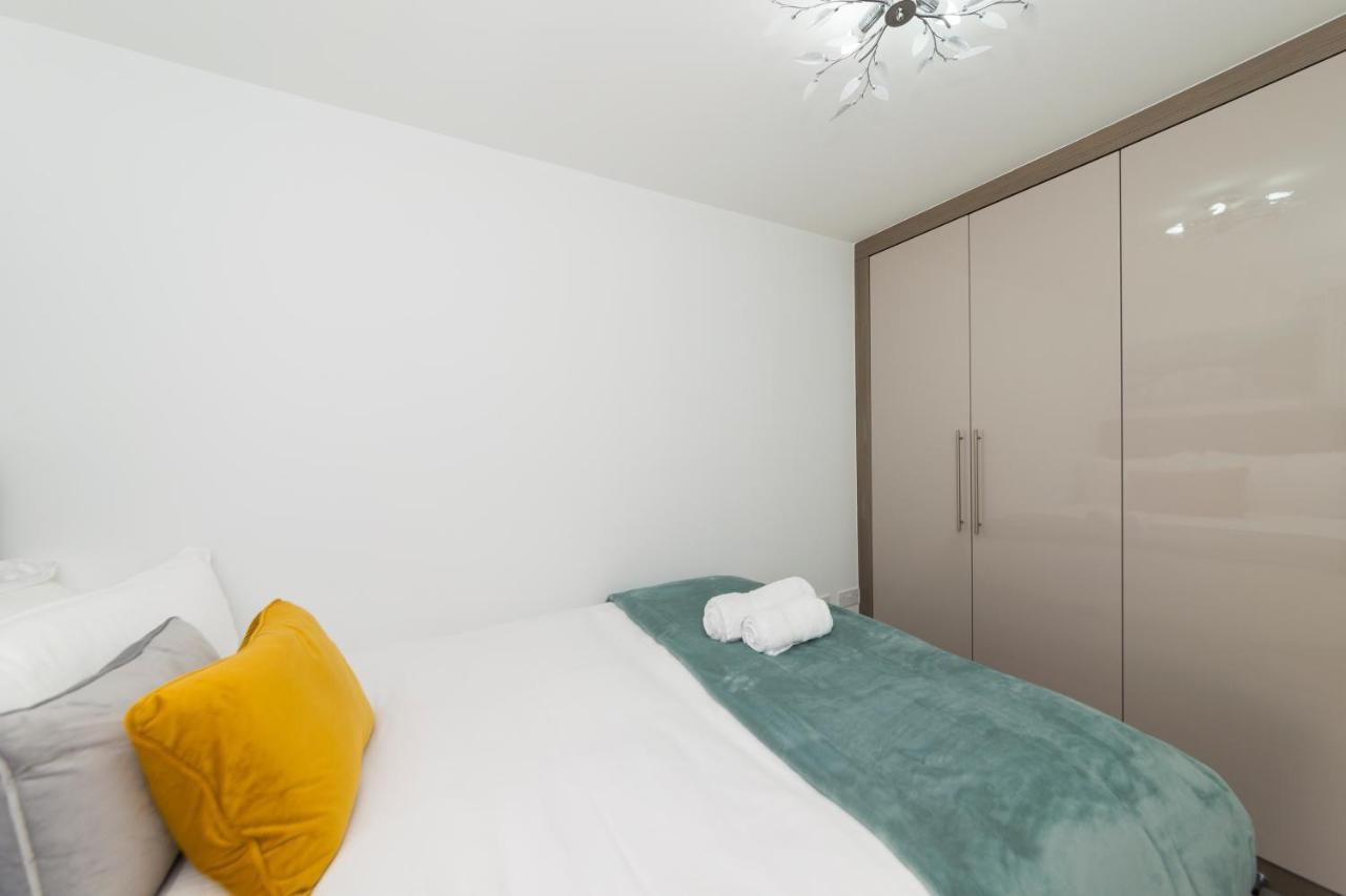 Greenfield Modern 3Br Home - Southcote Lane , Reading Ngoại thất bức ảnh