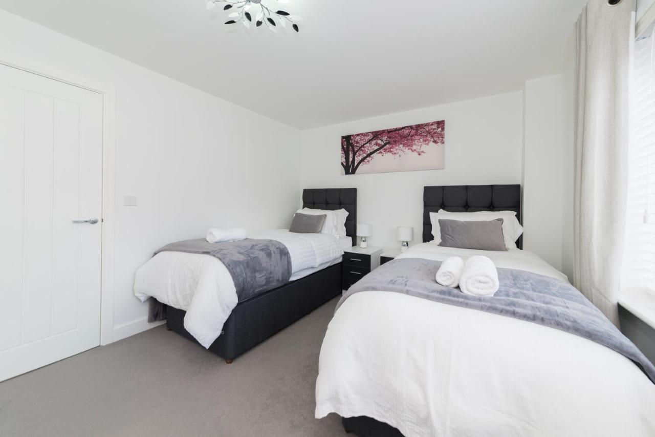 Greenfield Modern 3Br Home - Southcote Lane , Reading Ngoại thất bức ảnh
